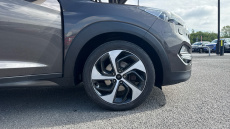 Hyundai Tucson 2.0 CRDi Blue Drive Premium SE 5dr 2WD Diesel Estate